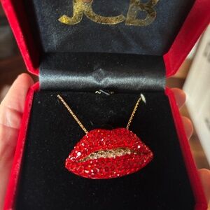 JCB Gina's Kiss Swarovski Adjustable Gold Chain Necklace or Brooch